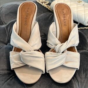 Cream Leather Mules with Decorative Bow